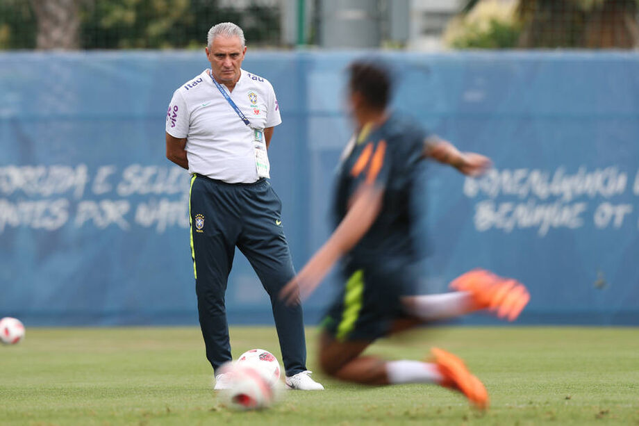 A seleção brasileira faz sua estreia nas Eliminatórias contra a Bolívia, em jogo marcado para o dia 9 de outubro