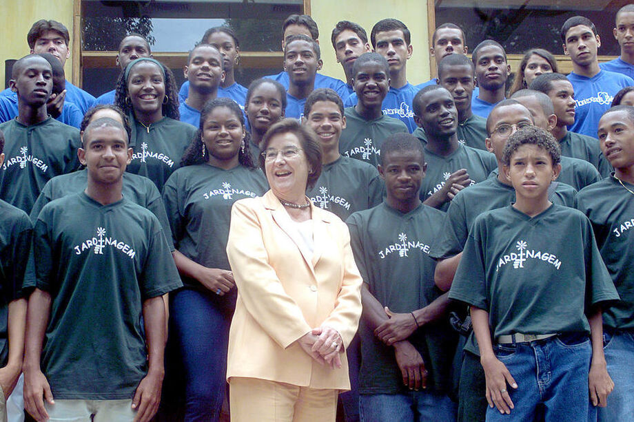 Ruth Cardoso em projeto no Rio de Janeiro, em 2002