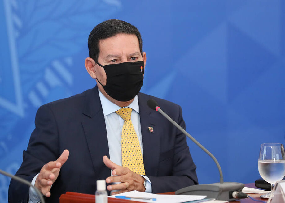 O vice-presidente Hamilton Mourão comanda o Conselho da Amazônia
