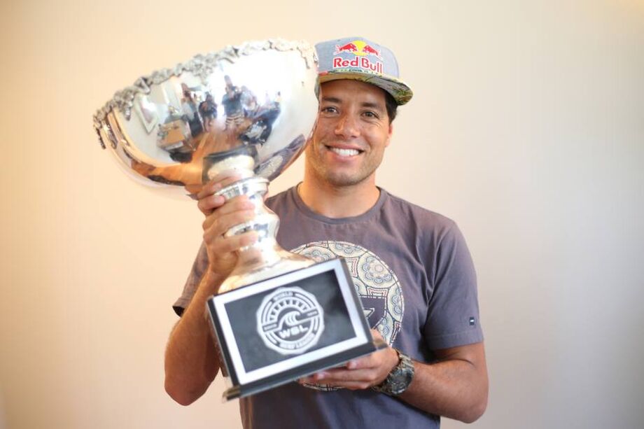 Adriano de Souza, campeão mundial de surfe em 2015