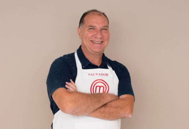 Salvador cozinha há 35 anos e é bastante competitivo