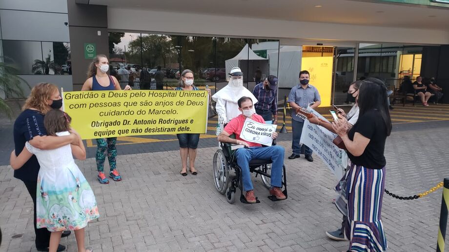 O empresário teve alta na última quarta-feira, dia 16