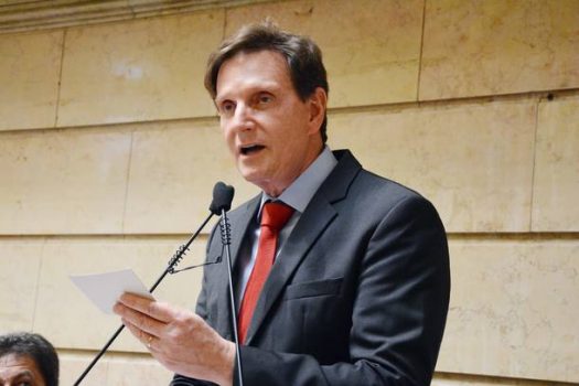 O prefeito era acusado de desviar verbas públicas e praticar improbidade administrativa