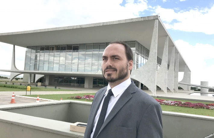 O filho do presidente disse também que não participa da política de comunicação do governo