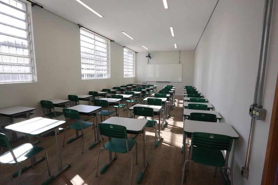 Início terá só 20% dos alunos