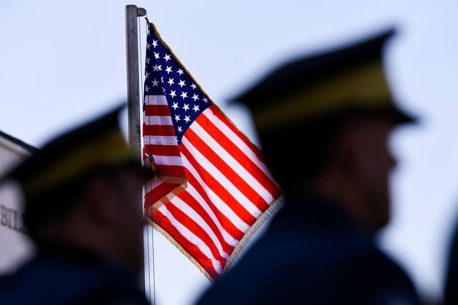 Segundo Ross, ajudar diferentes setores da economia americana se faz necessário depois que a China exportou a covid-19 para os EUA.