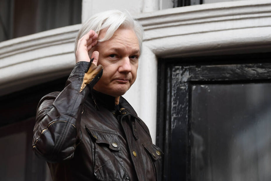 Aliado de Trump ofereceu acordo a Assange, diz advogada