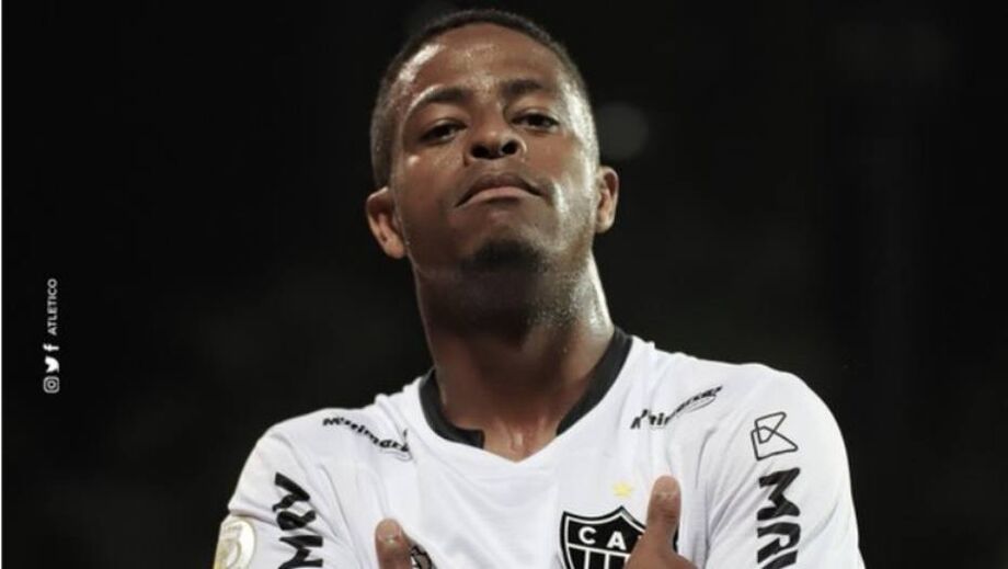 O atacante Keno, foi o grande destaque ao marcar três gols
