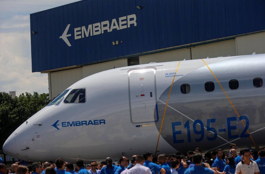 O sindicato subiu o tom contra a empresa depois que a Embraer anunciou a demissão de mais de 900 trabalhadores