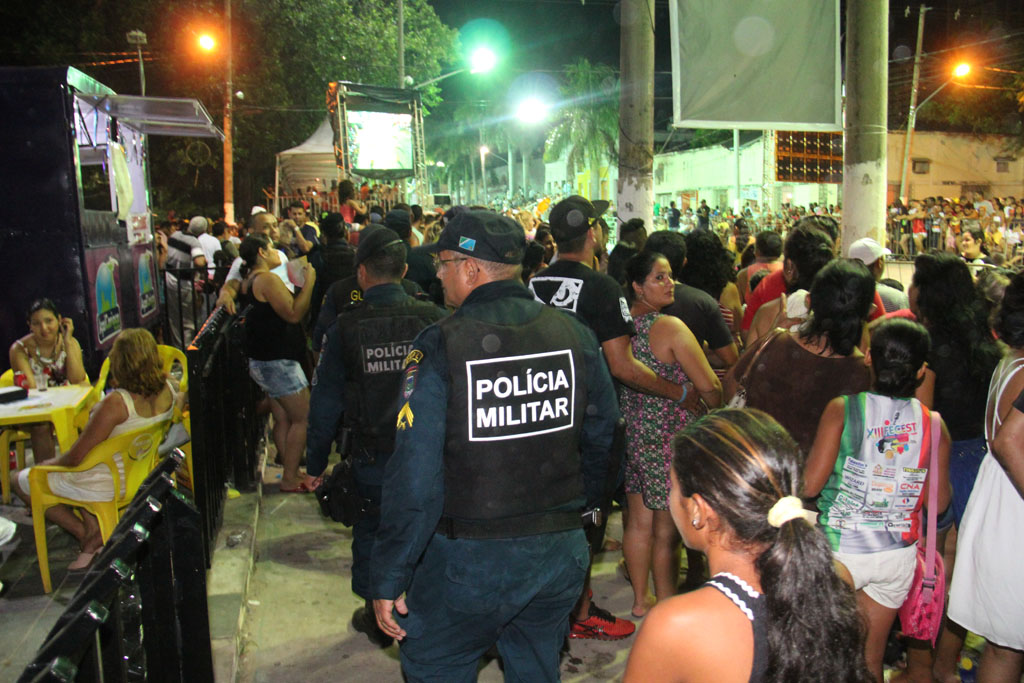 Policiais estão presentes diuturnamente em todos as áreas de grande concentração de pessoas no circuito do carnaval.