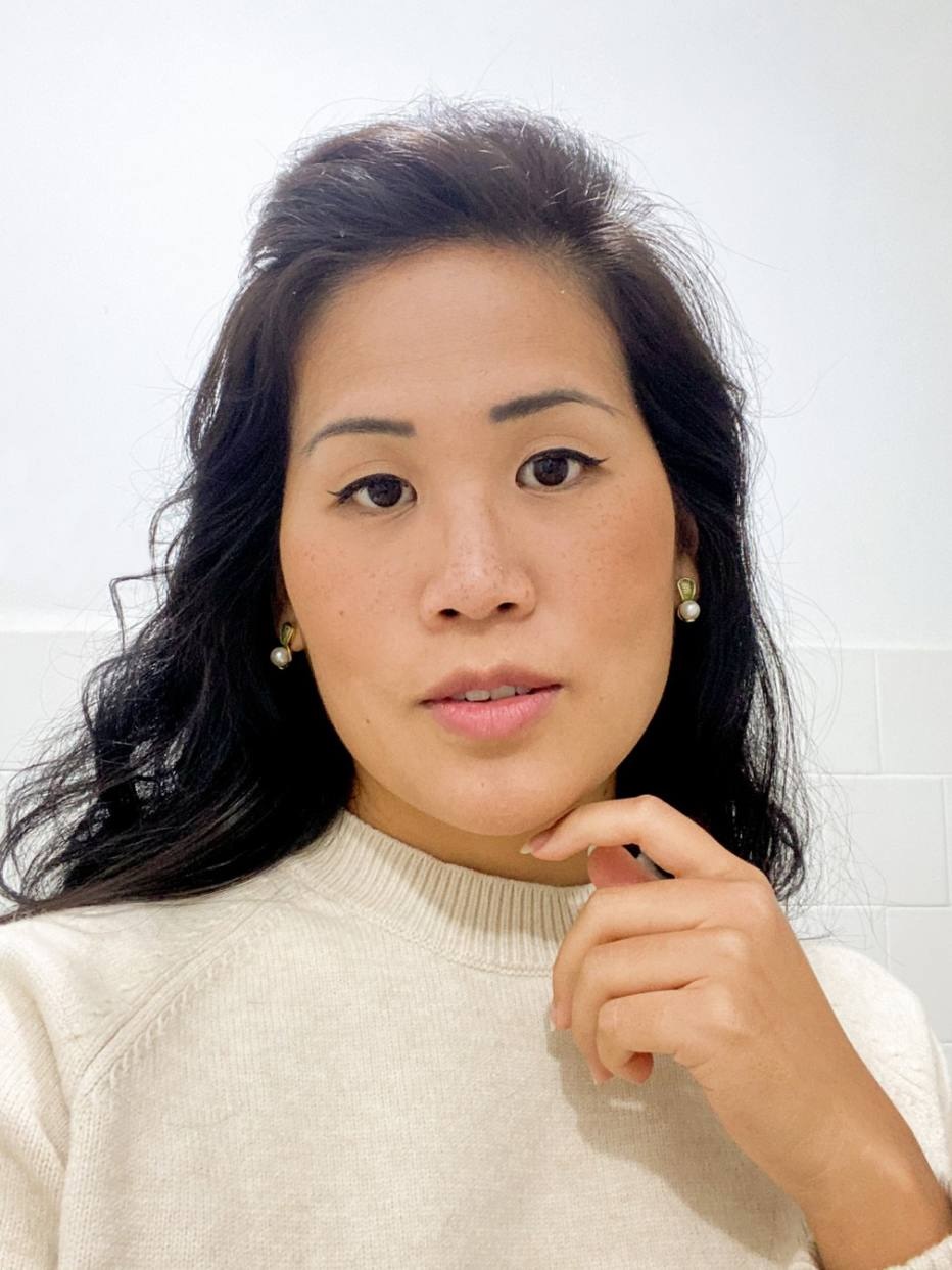A designer Denise Sato 