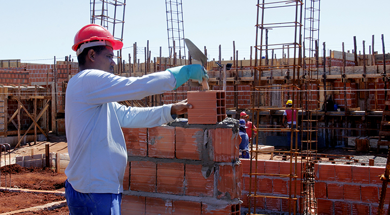 Construção do quartel do DOF. em Dourados