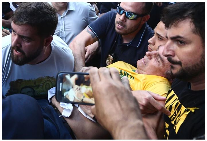 Jair Bolsonaro foi esfaqueado por Adélio Bispo de Oliveira. 