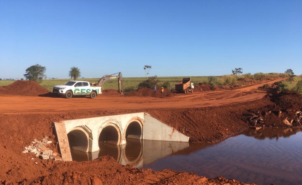 Obra segue em pleno vapor na rodovia.