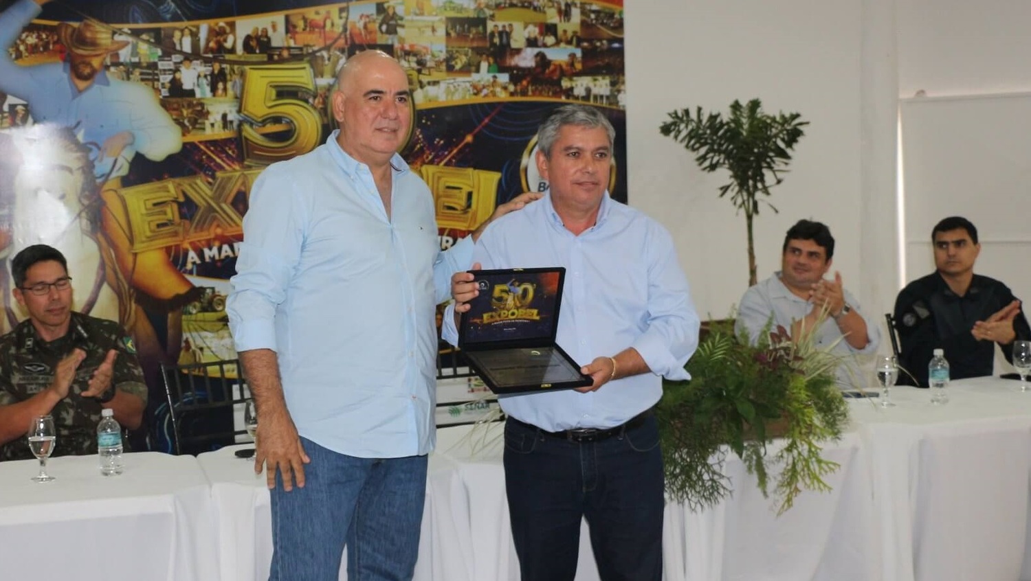 Presidente do Sindicato Rural de Bela Vista, Leandro Mello Acioly (Dindo) e prefeito de Bela Vista, Reinaldo Miranda Benites (o Pitti).