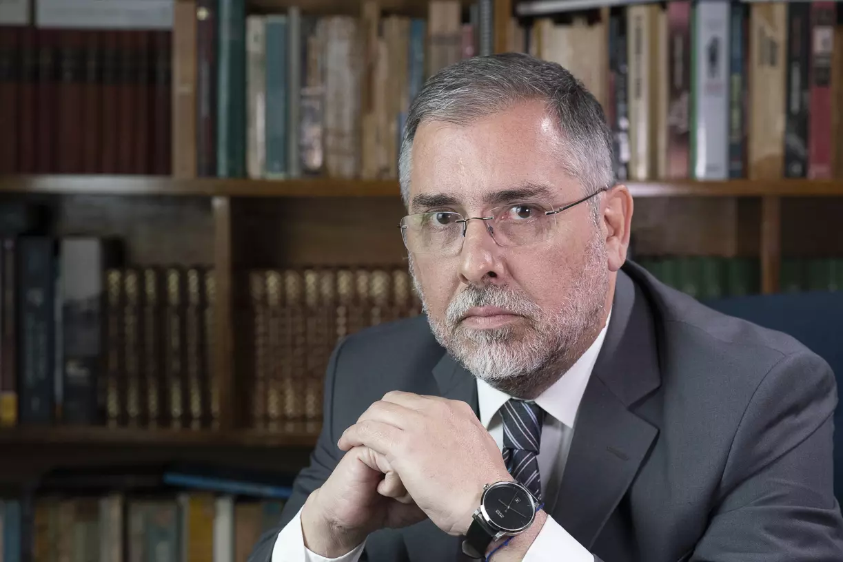 Fernando Baraúna, Advogado é sócio proprietário do Escritório BARAÚNA, MANGEON e Advogados Associados