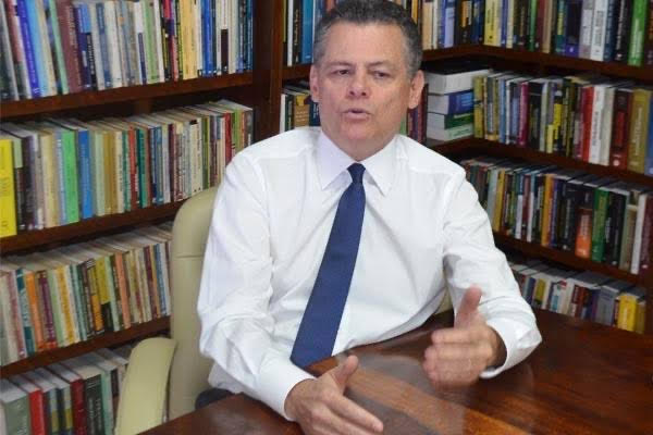 O advogado de Fhad, André Borges.