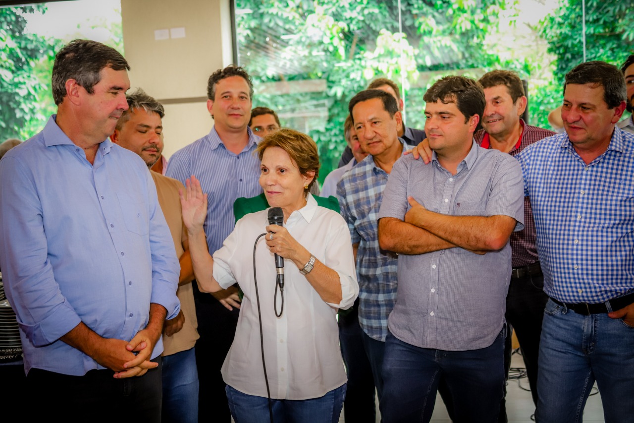 A senadora eleita, Tereza Cristina aproveitou a oportunidade de estar na casa dos prefeitos e agradeceu a todos pelo apoio e pela conquista de mais de 60% dos votos em Mato Grosso do Sul.