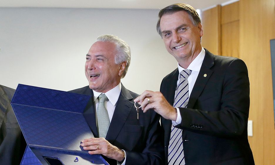 O ex-presidente Michel Temer durante entrega ao presidente Jair Bolsonaro da chave do CCBB, onde se reúne a equipe de transição, em 2019