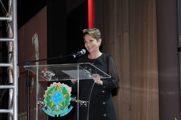 Tereza Cristina discursa após ser diplomada 