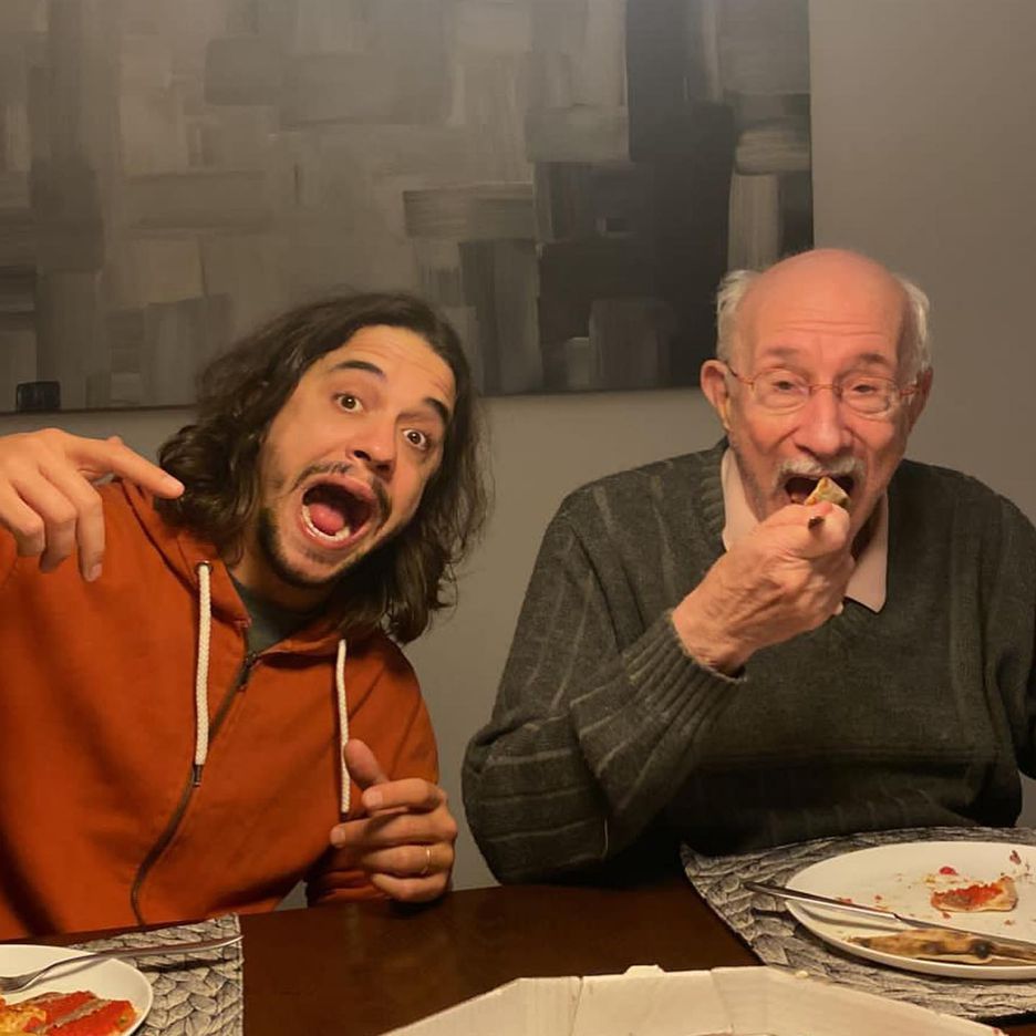 Guilherme Boury, neto de Reynaldo Boury, compartilha post sobre morte do avó: 'Te amo mais que tudo nessa vida'.
