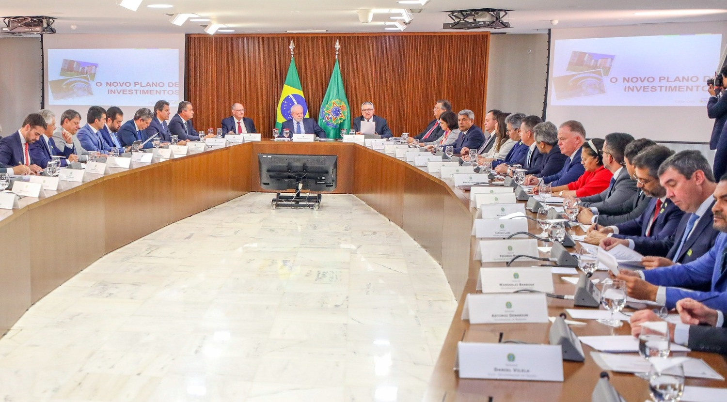 Eduardo Riedel participa de reunião com presidente e governadores (Foto: Renato Alves/Agência Brasil)