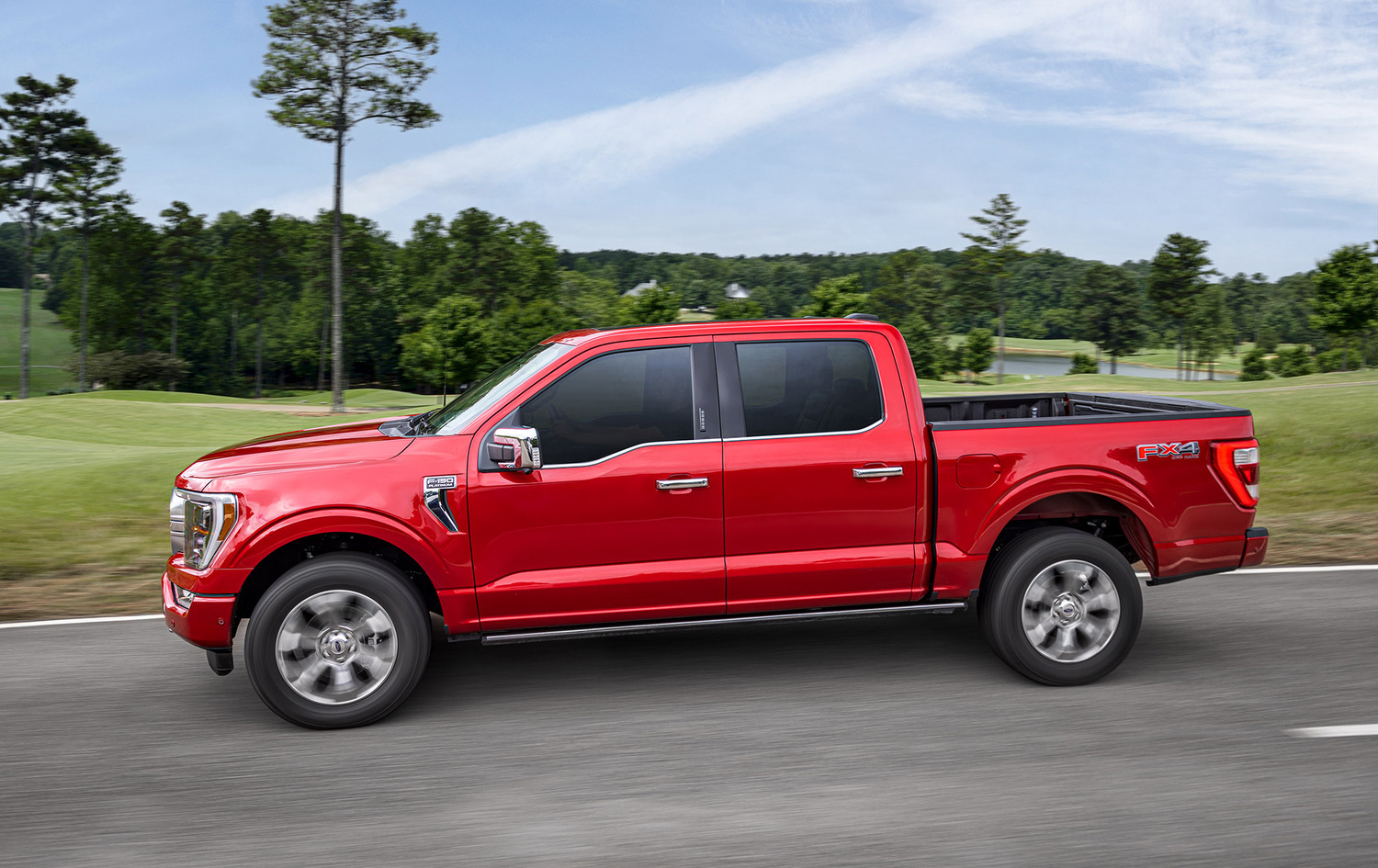F-150 chega ao Brasil com versões Lariat e Platinum