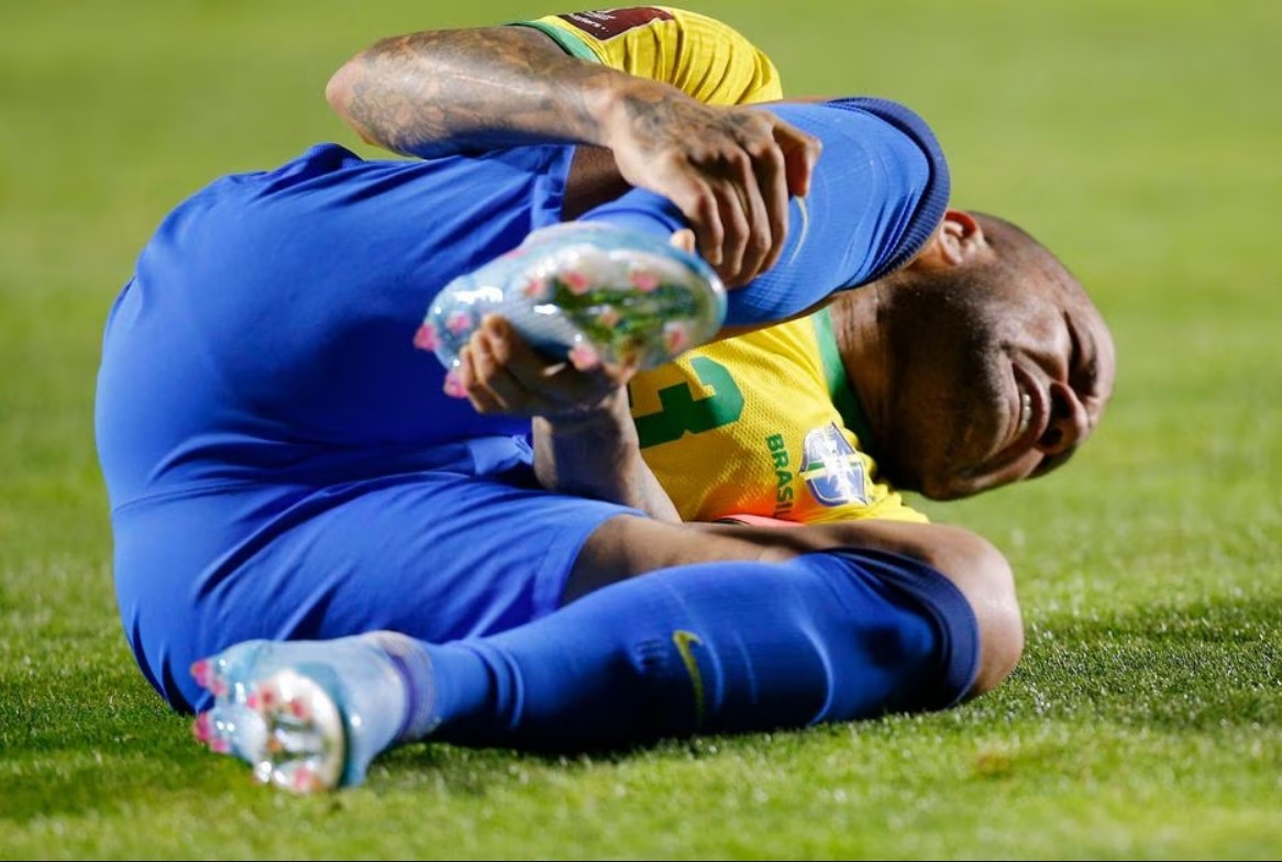 Daniel Alves está preso em Barcelona acusado de estupro contra uma mulher de 23 anos. 