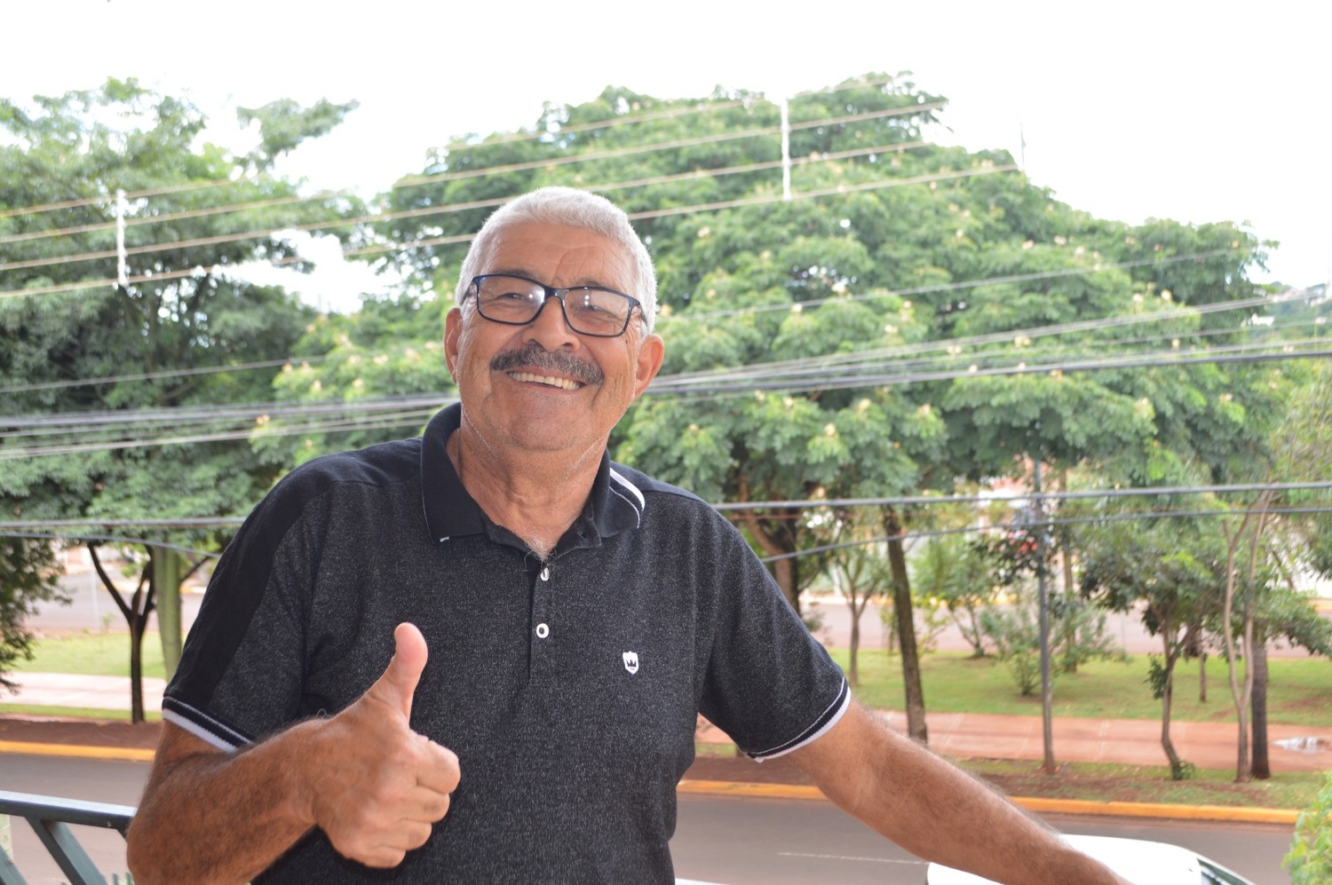 José Hélio da Silva, presidente do Sinpospetro, comemora o aumento
