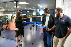 Espaço foi inaugurado pelo secretário Pedro Caravina e pela diretora Maria Fernanda