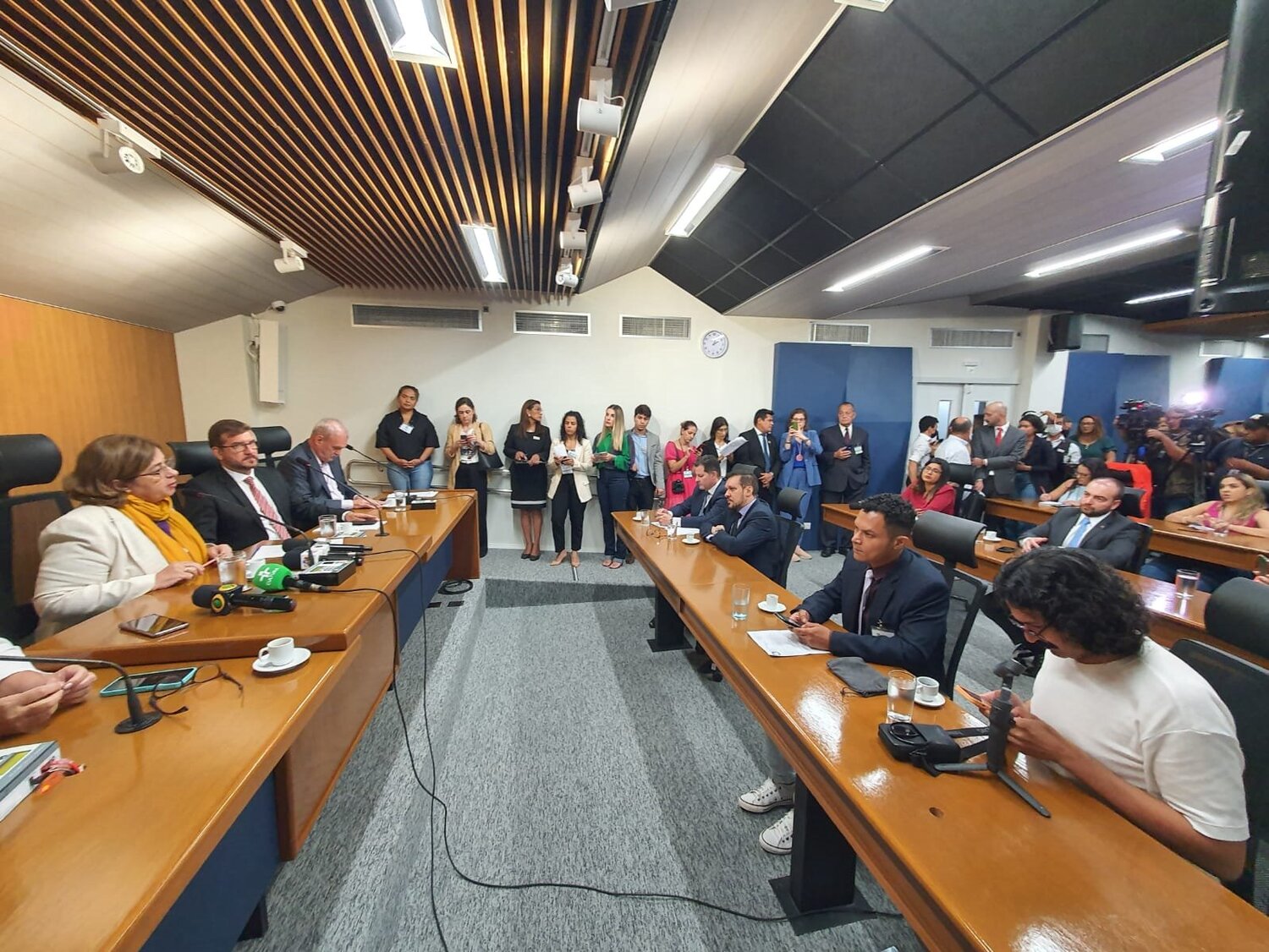 A coletiva com a ministra aconteceu no Plenarinho Deputado Câmara