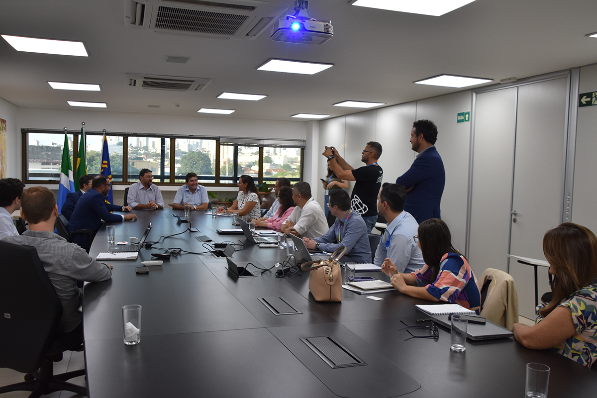 Fiems debate instalação de indústria de celulose em Inocência