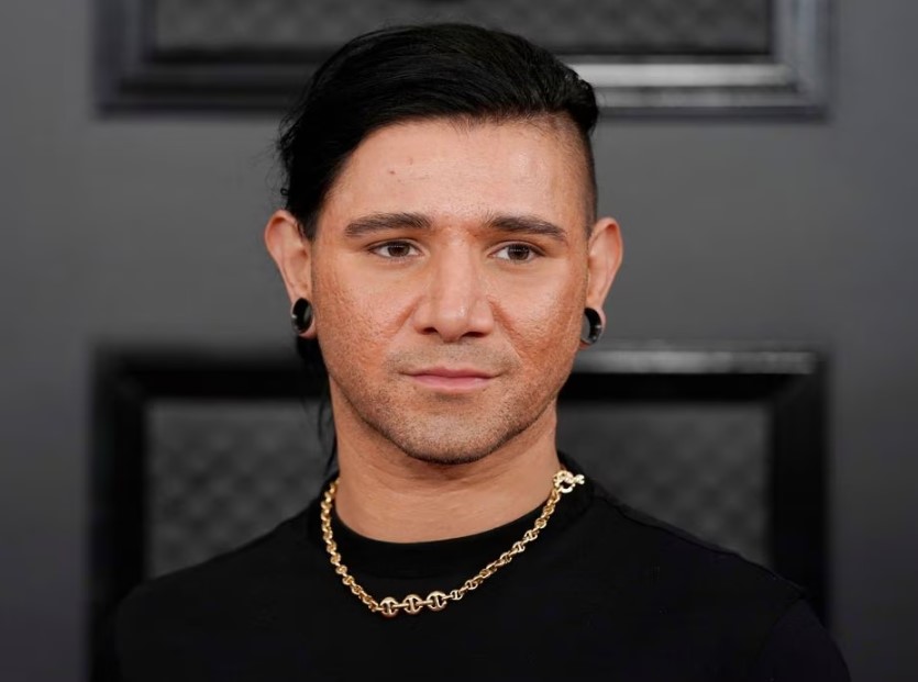 O DJ Skrillex, na chegada do 62º prêmio Grammy, em 2020  