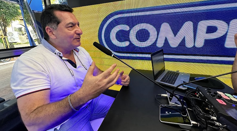 Compartilhando insights valiosos sobre vendas com Eduardo Karmouche.