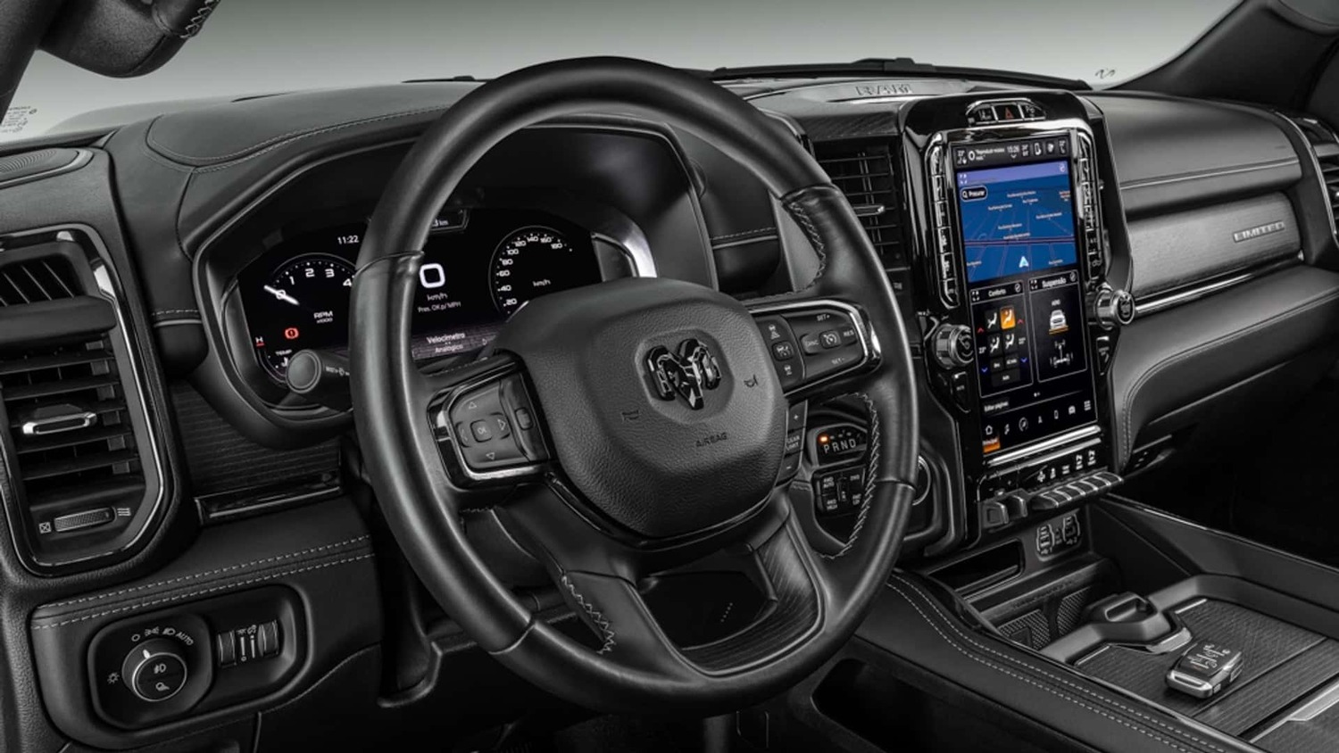 A Ram 1500 Limited 2023 chega para elevar o padrão das picapes premium