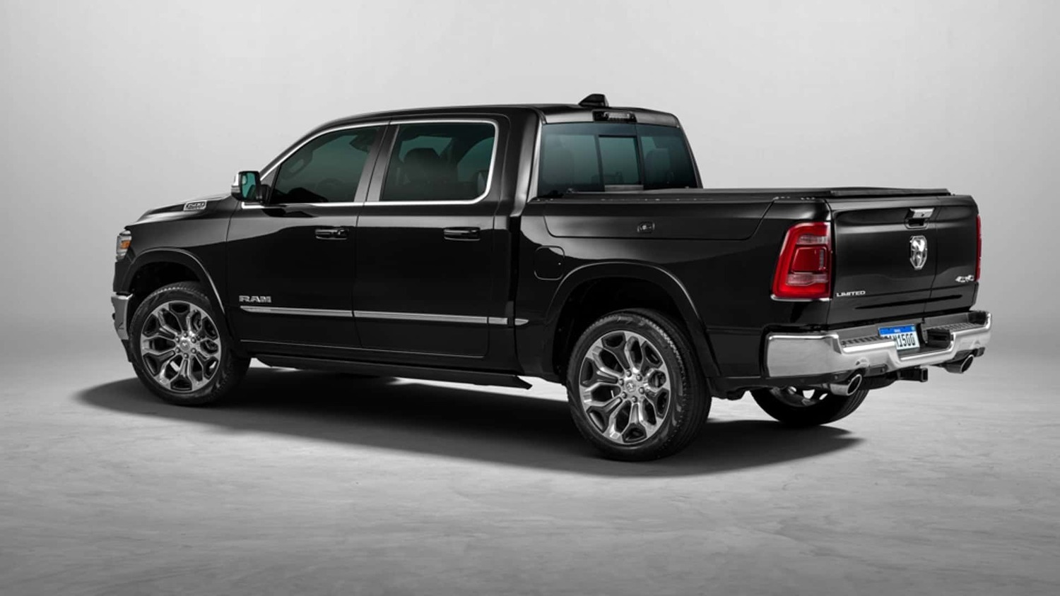 A Ram 1500 Limited 2023 chega para elevar o padrão das picapes premium