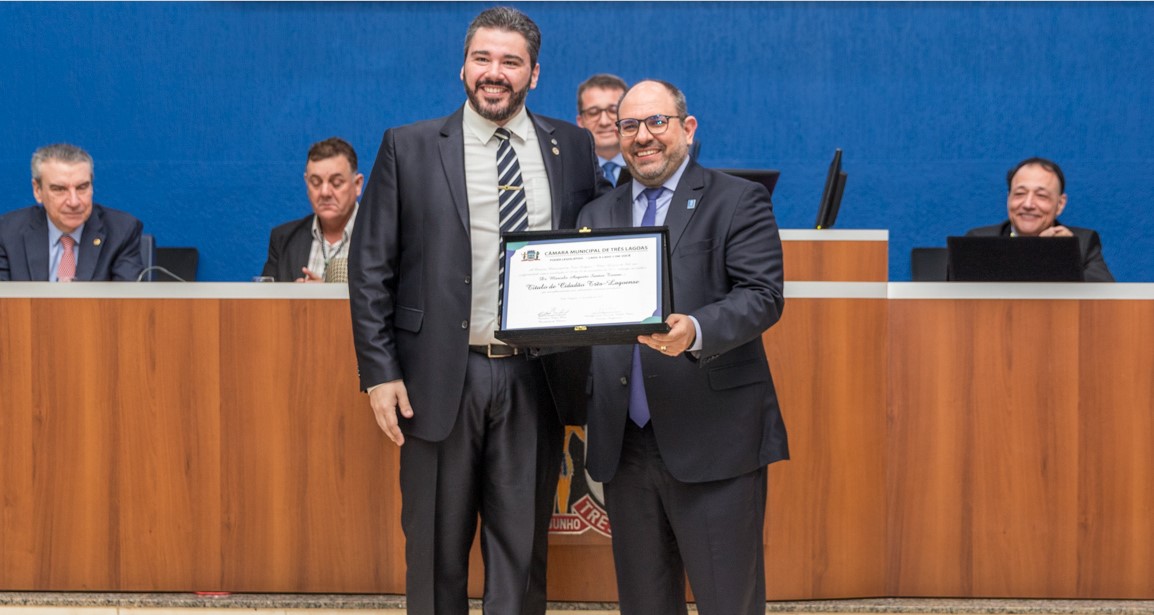 Sessão solene em homenagem