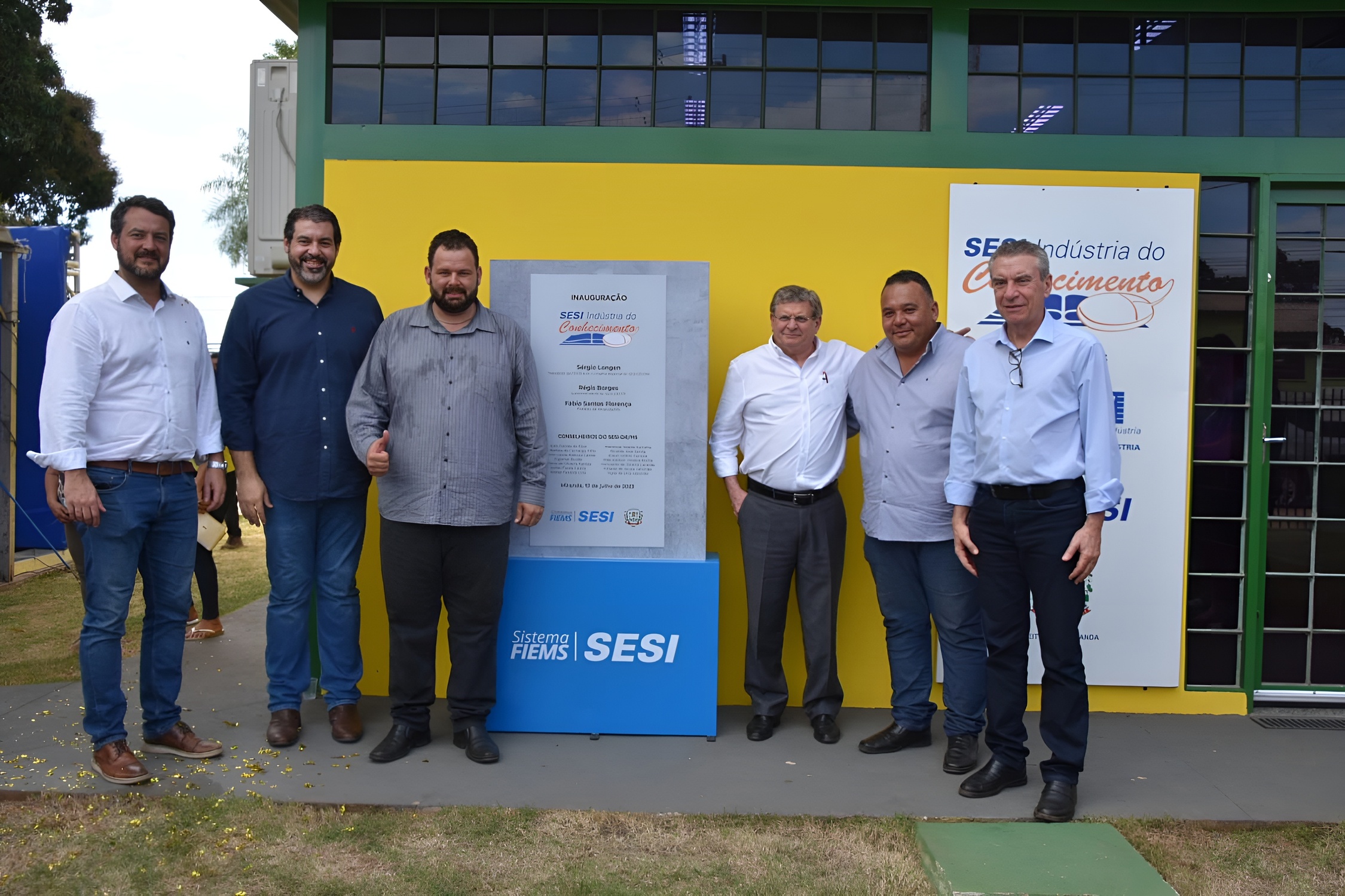 A iniciativa busca promover o acesso ao conhecimento e contribuir para o desenvolvimento da população local.