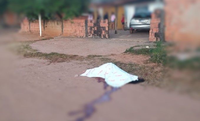 Nathalie morreu em frente de casa