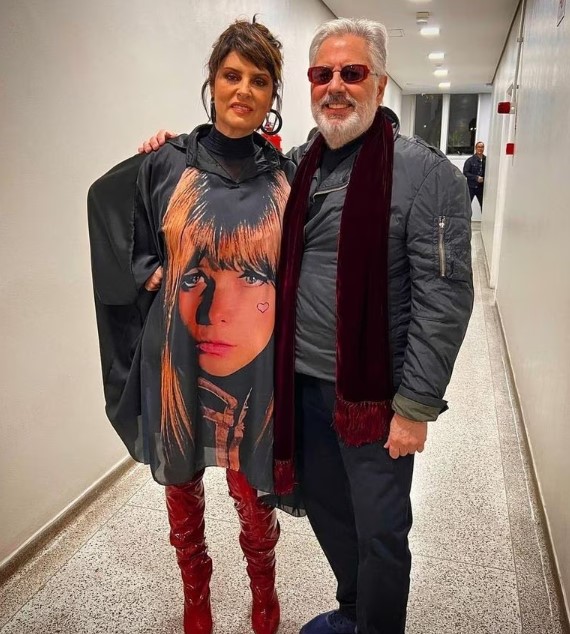 Roberto e a cantora Fernanda Abreu 