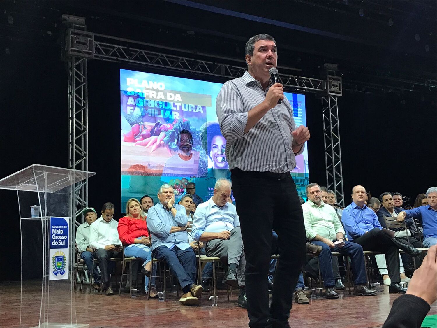O governador de Mato Grosso do Sul, Eduardo Riedel, durante lançamento do Plano Safra da Agricultura Familiar no Centro-Oeste