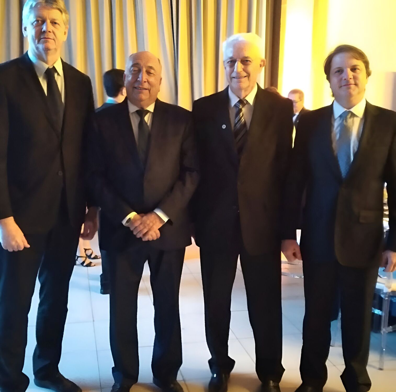 o secretário Jaime Verruck, o renomado economista Pedro Chaves dos Santos Filho, o economista Wagner Bertoli , e Cláudio Mendonça do Sebrae/MS. 