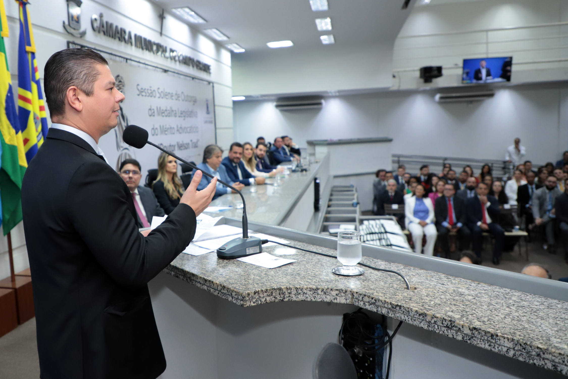 Proponente da sessão, vereador Otávio Trad, agradeceu a Casa pela volta da solenidade 