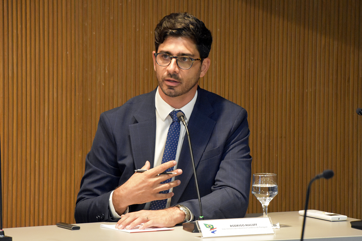 O vice-ministro da Indústria e Comércio do Paraguai, Rodrigo Maluff, fez uma apresentação dos principais indicadores econômicos e sociais do país vizinho