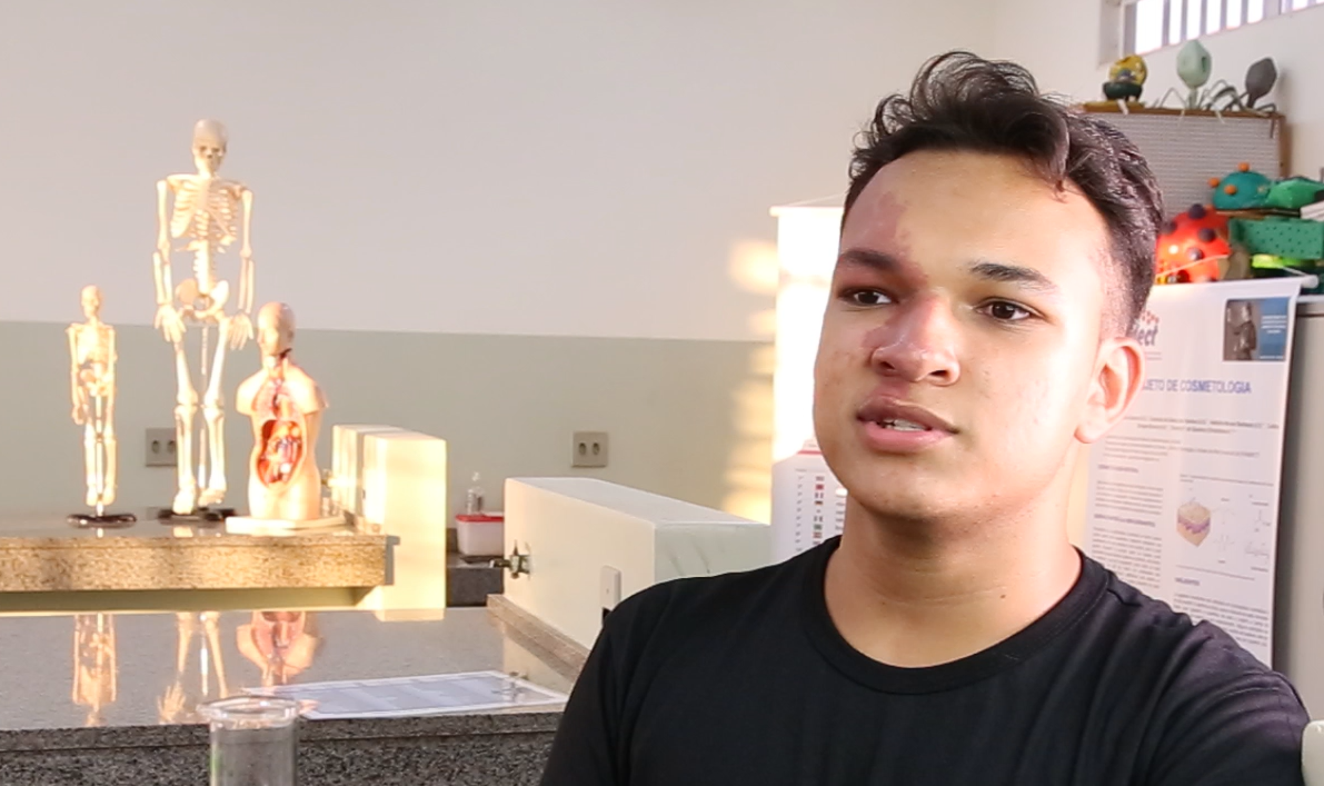 Daniel Vitoriano Santos