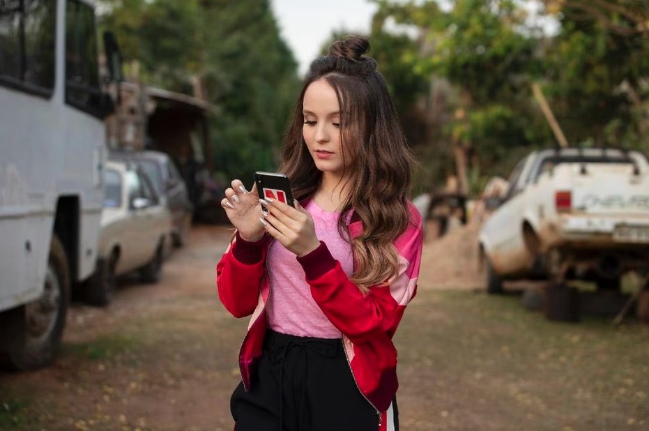 Larissa Manoela em 'Modo Avião'. 