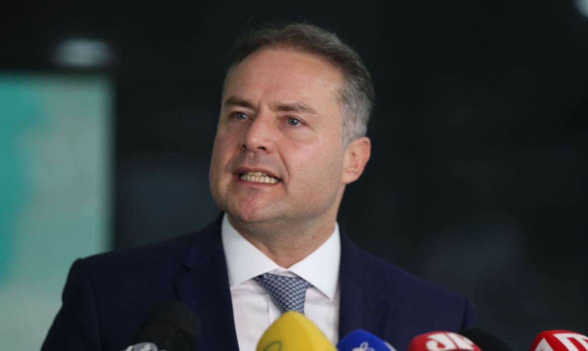 O ministro dos Transportes, Renan Filho, classificou a aprovação do novo marco fiscal como fundamental para o equilíbrio fiscal do país