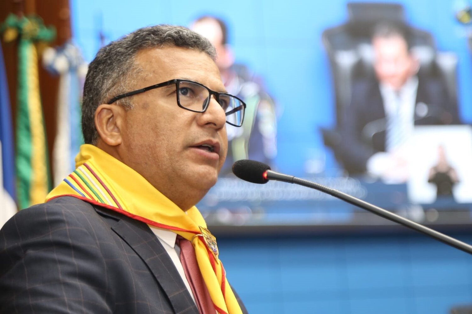 Pastor Evaldo Oliveira explicou o trabalho voluntário