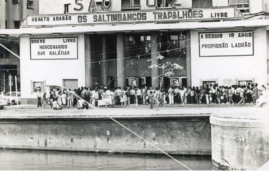 Documentário 'Retratos Fantasmas', de Kleber Mendonça Filho, conta a história do centro do Recife, no século 20, a partir das salas de cinema
