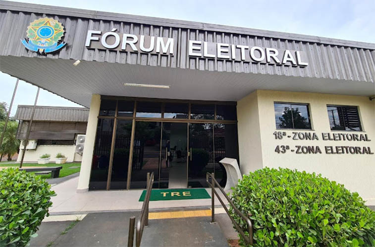 A Polícia Federal está realizando uma operação significativa em Dourados, Mato Grosso do Sul, conhecida como Operação Voto Legal. 